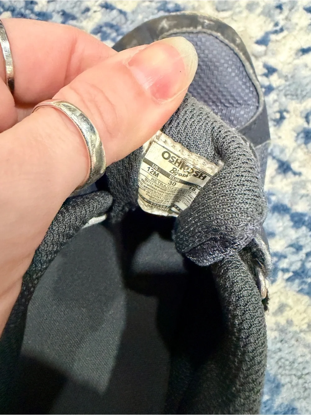 OshKosh B'gosh Navy and White Kids Hook-and-Loop Sneakers
